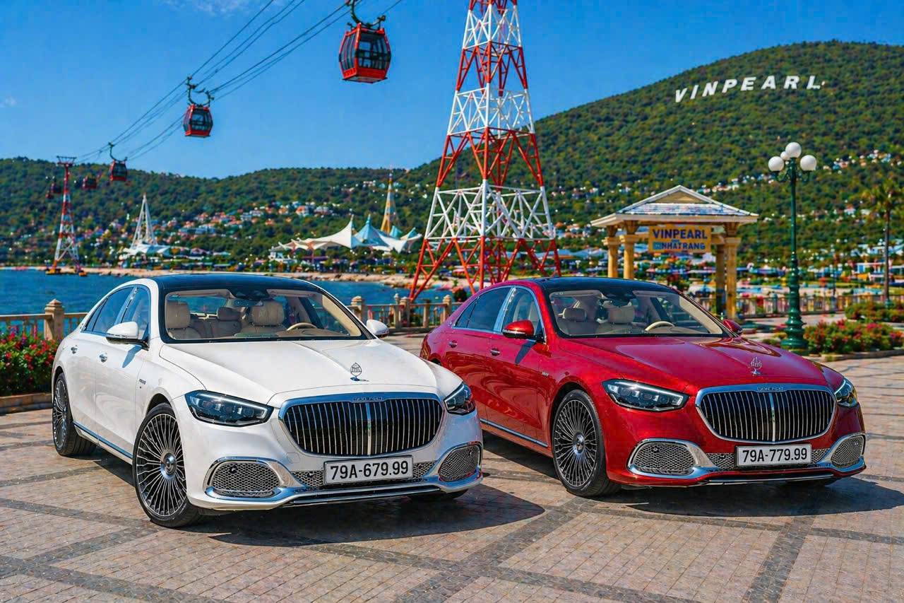 Mercedes-Maybach trắng và đỏ mang biển 79A-679.99 và 79A-779.99 tại Vinpearl Nha Trang